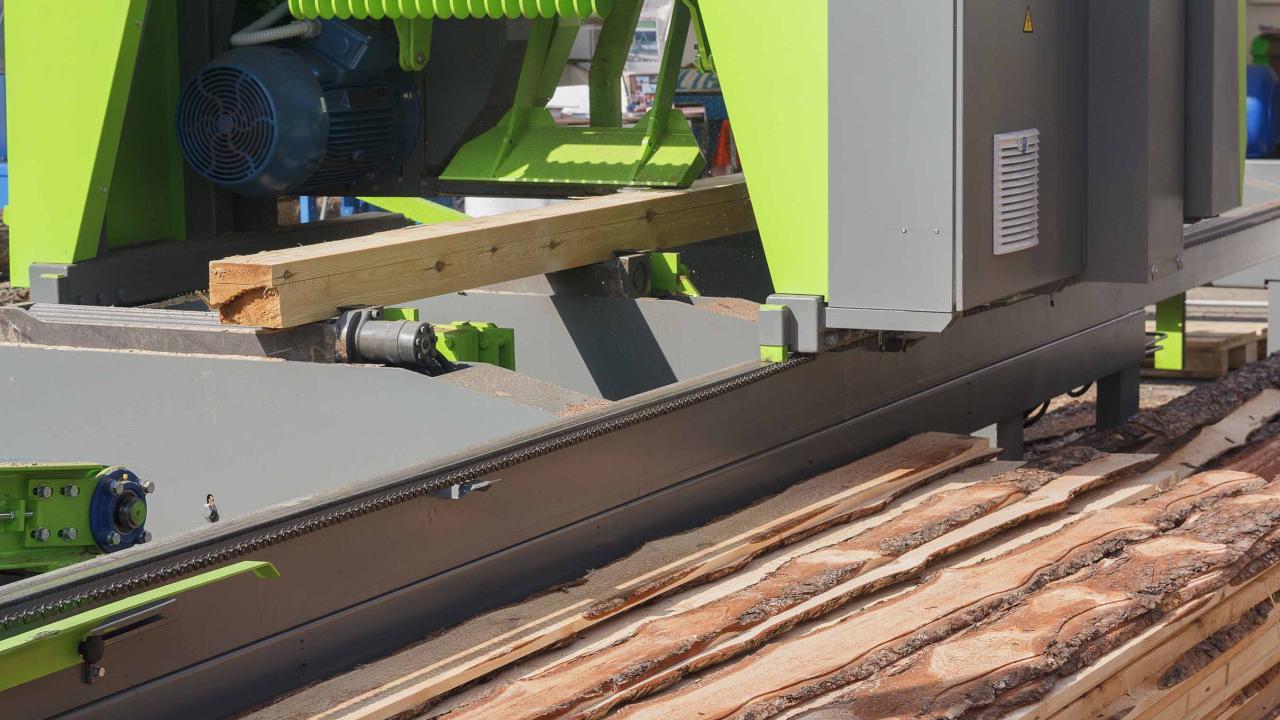 Sawmill machine operators