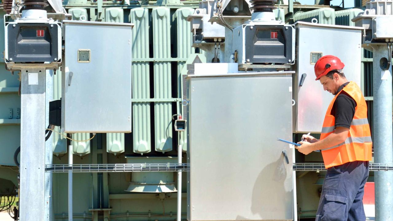 Assemblers and inspectors - industrial electrical equipment